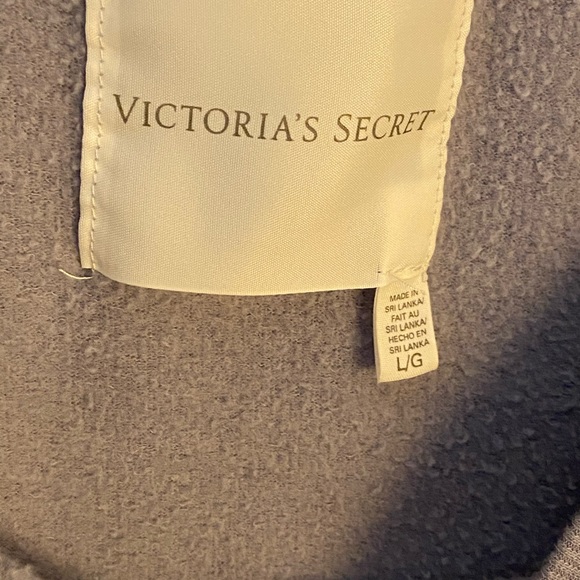 Victoria Secret Women’s Sweatshirt - Picture 2 of 3
